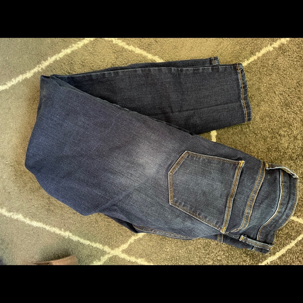 Universal Thread Jeans - Picture 2 of 2